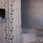 Rochel Napoli
