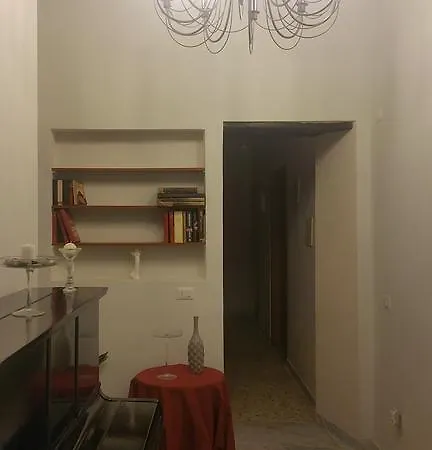 Alojamento de Acomodação e Pequeno-almoço Rochel Nápoles