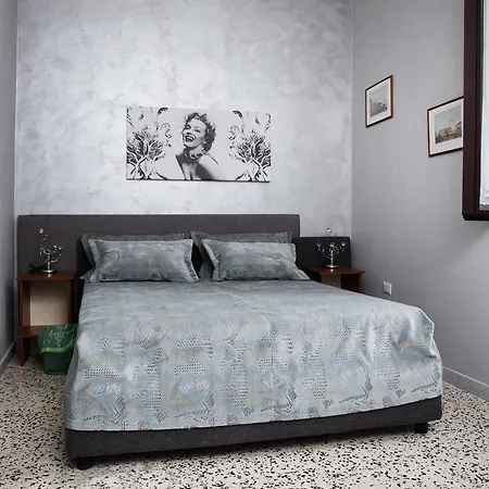 Rochel Bed and Breakfast 3*
