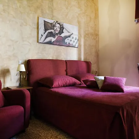 Oda ve Kahvaltı Rochel Napoli